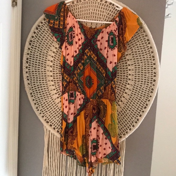 Off The Shoulder Romper - Picture 4 of 6